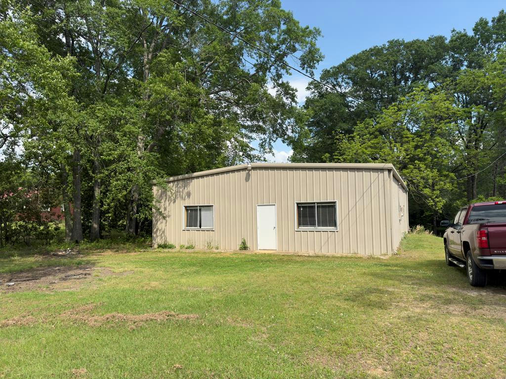 440 N PONTOTOC RD, BRUCE, MS 38915, photo 1 of 13